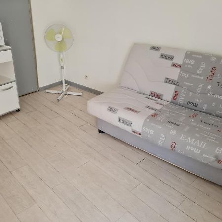 Studio Intra-Muros Meuble Avinyon Dış mekan fotoğraf